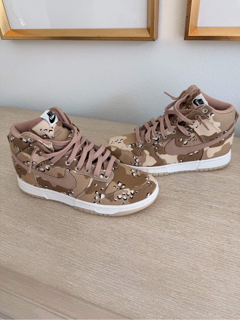 Nike Women's High-Top Sneakers - Desert Camo Tan/Pink